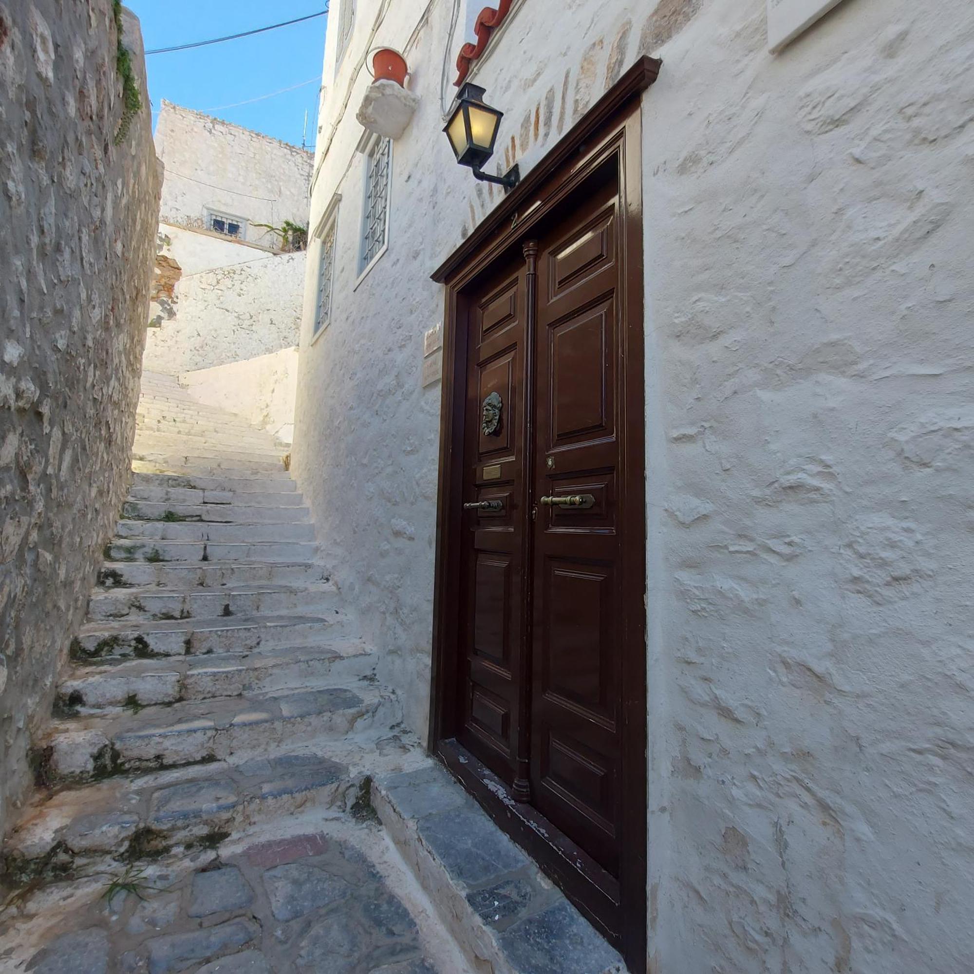 Appartamento Danae Port House Hydra  Esterno foto